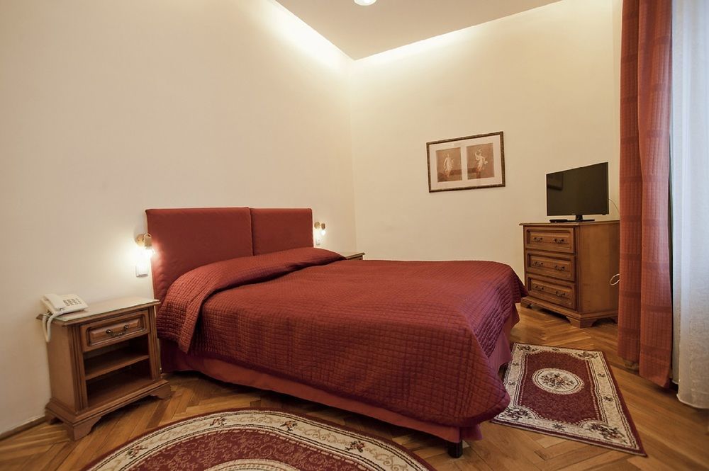 Vila Camelia Sinaia Exterior photo